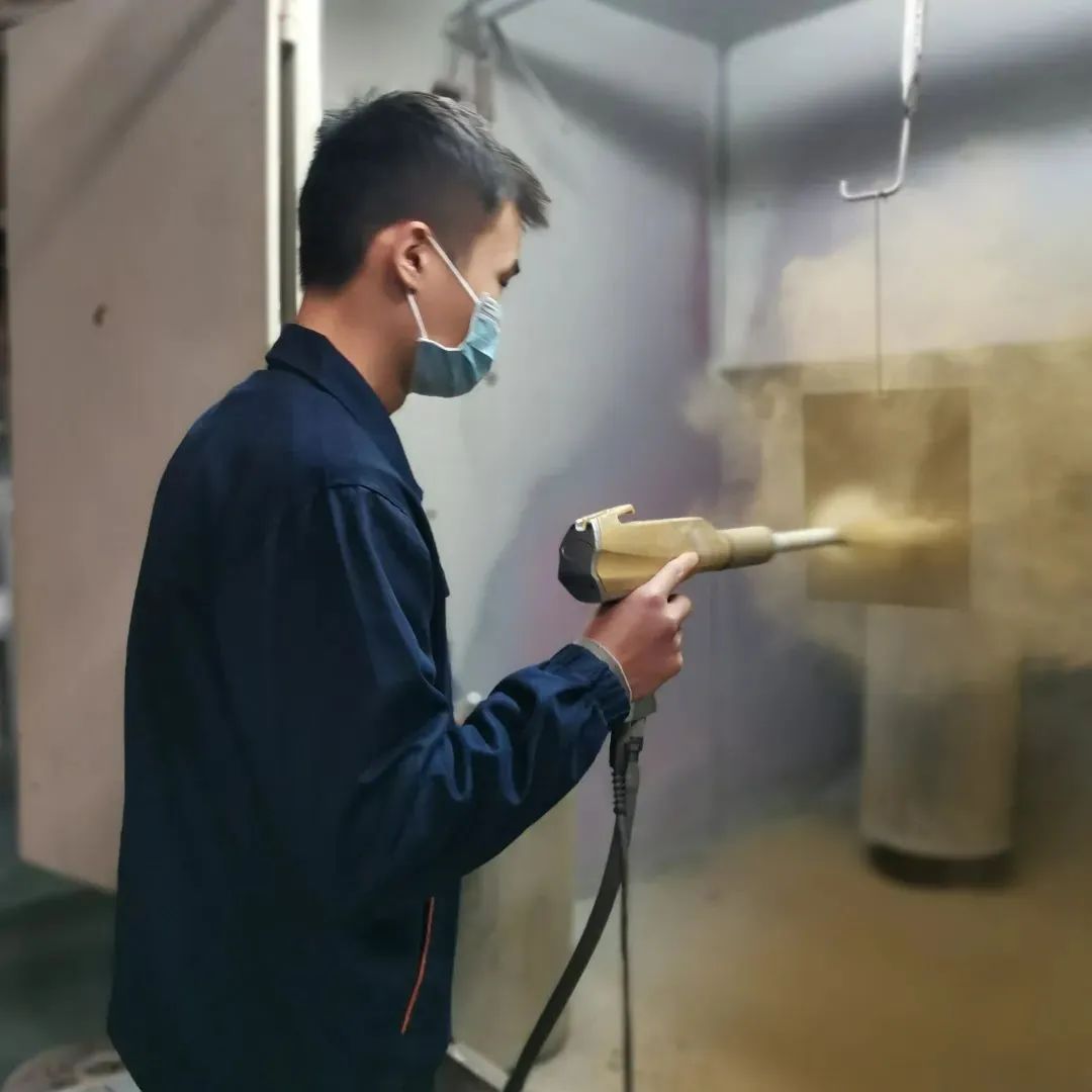 熟能生巧！這家粉末涂料企業(yè)開展生產(chǎn)技能競(jìng)賽